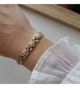 Lente Aksesuar 14K Altın Kaplama Zirkon Taşlı Kare Desen Detaylı Kadın Bileklik