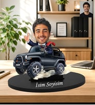 Kişiye Özel Fotoğraflı İsim Yazılı Hediye Off-Road Jeep Tasarımlı Karikatür Biblo - İsimli Ahşap Masa Üstü Aksesuar Macera Tutkunlarına Özel Jeep Karikatür Biblo - Gezgin ve Doğa Severlere Hediye