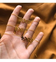 Kişiye Özel Old English Font Yıl Kolye 925K Gümüş (Gold)