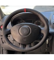 Clio 3 Araca Özel Direksiyon Kılıfı (Nokta Karbon Kırmızı Yüzük ) (Karışık)
