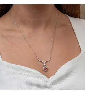 Kristal Zirkon Taşlı Kalp 925 Ayar Gümüş Kadın Kolye