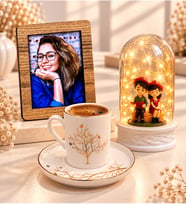 Kişiye Özel Fotoğraflı Hayat Ağacı Desenli Porselen Kahve Fincanı ve LED Oturan Çiftli Fanus