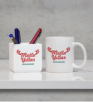 Mutlu Yıllar Kupa Bardak ve Kalemlik (Beyaz)