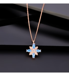 925 Ayar Gümüş Aquamarine Taşlı Kamelya Çiçeği Kolye