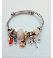 Gül Charmlı Şık Pandora Model Gümüş Bileklik