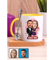 Sevgiliye Romantik Yıldönümü Hediyesi Karikatürlü Ahşap Altlıklı Sarı Kupa Bardak