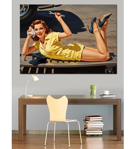 Sarı Elbiseli Oto Tamirci Pin-Up Kadın Dekoratif Kanvas - Mdf Ahşap Tablo