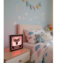 Kartal Temalı Kişiye Özel Işıklı Led Ahşap Gece Lambası Kırmızı 2  ( Canlı Anılar )