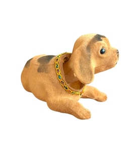 KAFA SALLAYAN KÖPEK ARABA SÜSÜ KAHVERENGİ RENK 14 CM