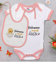 BK Kids Halasının Minik Kuşu Tasarımlı Pembe Bebek Body Zıbın ve Mama Önlüğü Hediye Seti-1