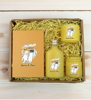 BK Gift Kişiye Özel İsimli DTF Best Friend Temalı Sarı Defter & Kahve Fincanı & Kolonya & Mum Hediye Seti-4, Arkadaşa Hediye, Doğum Günü Hediyesi