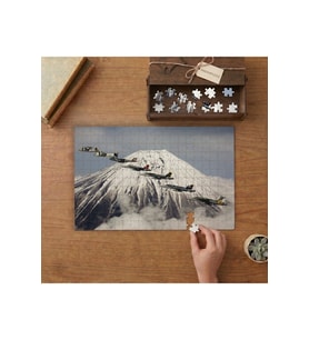 Karlı Zirve Ve Savaş Uçakları Tasarımı 240 parça Ahşap Puzzle Ahşap Kutuda MP05847
