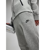 Nike Sportswear Tech Fleece Standart Fit Mid Rise Jogger Gray Kadın Eşofman Altı Gri