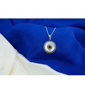yuvarlak sedef oltutaşı gümüş kolye (Siyah)