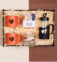 Premium Kahve Keyfi ve Mum Işığı Hediye Kutusu  French Press + Kupa + Mum + Kahve