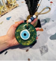 El Yapımı Hediyelik Cam Nazar Boncuğu, Simli, İpli, Yeşil 11 Cm Duvar Süsü (Yeşil)