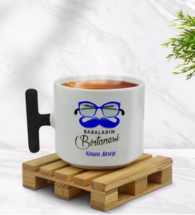 BK Gift Kişiye Özel Babaların Bir Tanesi Tasarımlı Siyah T Kulplu Middle Kupa Bardak - Model 1