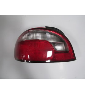 HYUNDAI ACCENT- 98/00; STOP LAMBASI SOL KIRMIZI/BEYAZ (MARS) 92401-22310 592-1502