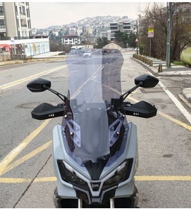 MOTOCAM SYM ADX 250 Ön Cam 2024-2026 Model 65cm Füme Renkli 4mm ORTA BOYLU