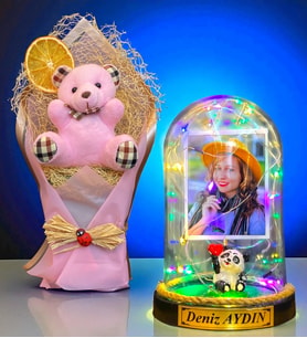 Kişiye Özel İsimli Fotoğraflı Renkli Led Işıklı Fanus ve Pembe Peluş Ayıcık Buketi (Model 8)