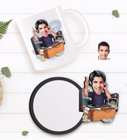 BK Gift Kişiye Özel Erkek Radyocu Karikatürlü Beyaz Kupa ve Ahşap Bardak Altlığı Hediye Seti-1