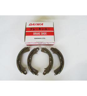 NISSAN PATHFINDER- 96/99; ARKA FREN PABUCU (147,5X50) (DAIWA)