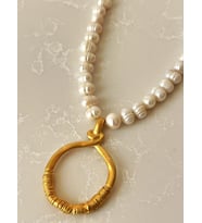 Oval Uç Detaylı Tasarım İnci Kolye (Beyaz)