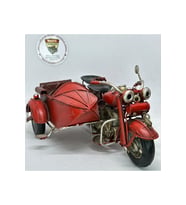 El Yapımı Dekoratif Yan Sepetli Kırmızı Motosiklet Model – Metal Biblo & Vintage Maket (18 cm) (Standart)