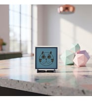 Çocuk Ve Genç Odası Komik Kedi Yüzü Desenli Dekor Tasarım Obje - Kalıcı Bir Dekorasyon İzi, Gönülden Sunulabilecek Kalıcı Bir Hediyelik (Minimalist) 10x10 cm