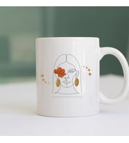 Line Art Çiçekli Kadın Tasarımlı Porselen Kahve Kupası