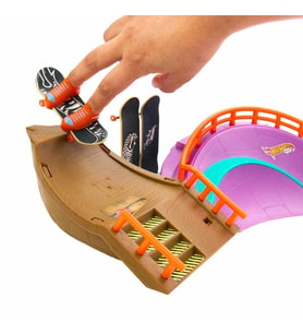 H01 Hot Wheels Skate Ahtt Kaykay Parkı Oyun Seti