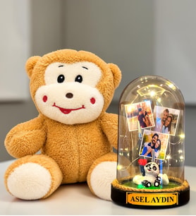 Kişiye Özel 3 Fotoğraflı LED Işıklı Fanus ve Sevimli Peluş Maymun Hediye Seti (pandalı)