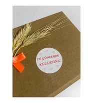 İyi Günlerde Kullanınız el yazılı Kalpli Yuvarlak Yapışkanlı Etiket 5x5 cm 100 adet