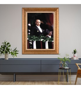 Altın Paspartulu Atatürk  Çerçeveli Tablo C554 (Gold)