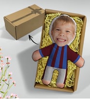 BK Gift Hediye Kutusunda Kişiye Özel Fotoğraflı Çocuk Bordo Mavi Futbolcu Bebek Yastık-1, Arkadaşa Hediye, Sevgiliye Hediye, Doğum Günü Hediyesi