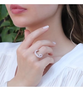 Vav Harfli Pembe Taşlı Gümüş Yüzük