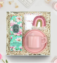 Pembe Fincan & Eyüp Sabri Tuncer Kolonya & Gökkuşağı Anahtarlık Hediye Seti