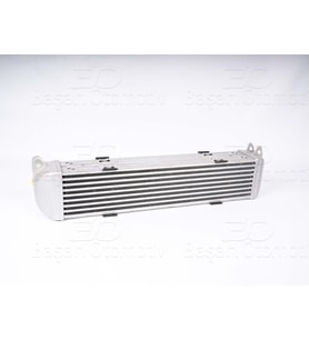 Land Rover Discovery 3 2004-2009 ve Discovery 4 2009-2018 Uyumlu Turbo Radyatörü (Intercooler)