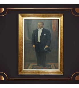 Özel Seri Paspartulu Çerçeveli Atatürk Tablo l556 (Gold)