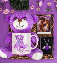 eJOYA Sevgiliye Özel Tasarım Kupa & Peluş Ayıcık & Fotoğraflık & Kristal Taşlı Melek Kanatları Kolye Hediye Kutusu 112876