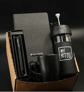 Kişiye Özel Siyah Termo Defter& Mat Siyah Roller Kalem& French Press Cam Mug& Siyah Kupa Hediye Seti