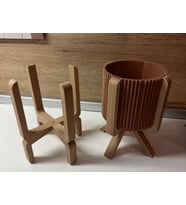 3D Baskı Ayaklı Çizgili Saksı - Bej Standlı Dekoratif Saksı - Kahverengi