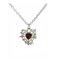 RedStone Heart Spider Figürlü Unisex Kolye – 60 cm Zincirli, Cesur ve Şık Tasarım (Gümüş)