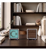Modern ve Şık Mekânlar İçin Ay-Yıldız Kombini ve Meâlli Besmele Detaylı İkili Aksesuar 10x10 cm, Açık Kahve - Turkuaz