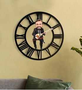 Kişiye Özel Bağlama Çalan Adam Tasarımlı Karikatür 3D Ahşap Mdf Duvar Saati 107