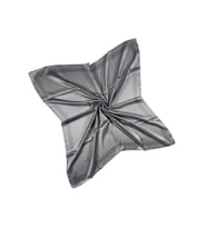Mısırlı Eşarpları Bantlı Jan Jan Eşarp 100x100 Cm (Açık Gri)