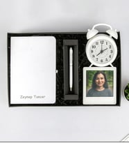 Kişiye Özel Fotoğraflı Çerçeve,Defter,Kalem Ve Masa Saati (Beyaz)