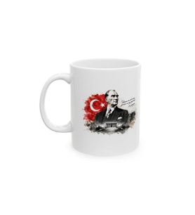Atatürk ve Türk Bayrağı Tasarımlı Porselen Kupa Vatanını En Çok Seven Görevini En İyi Yapandır 330 ml KF10072622