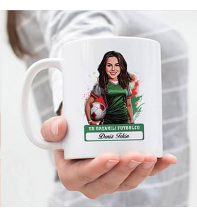 Kadın Futbolcuya hediye Karikatürlü ve İsimli Kupa Bardak