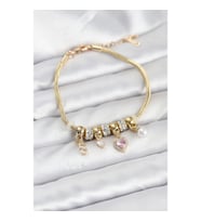 Mey İthalat® Pirinç Gold Renk Pembe Kalp Charmlı Kadın Bileklik